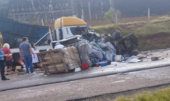 Grave acidente na SC-350 deixa dois mortos entre Caçador e Lebon Régis