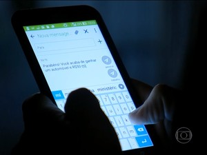 Mensagens falsas oferecem prêmios tentadores (Foto: Reprodução/TV TEM)