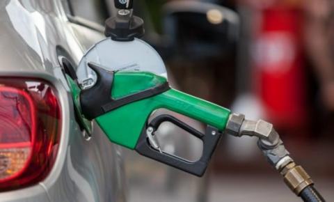 Petrobras anuncia redução de 1,11% no preço da gasolina nas refinarias