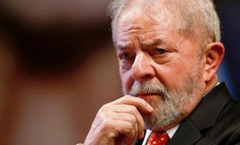 Condenado e preso pela Lava Jato, Lula registra candidatura a presidente