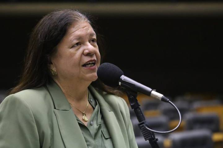 Comissão aprova carga mínima de três horas por semana para educação física nas escolas