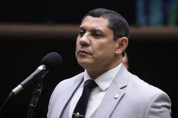 Comissão aprova reserva de 5% das vagas em concursos da PM para filhos de militares mortos em serviço